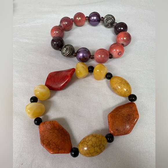 Group of 5 various styles of chunky Chicos vibe stretch bracelets - Picture 4 of 6